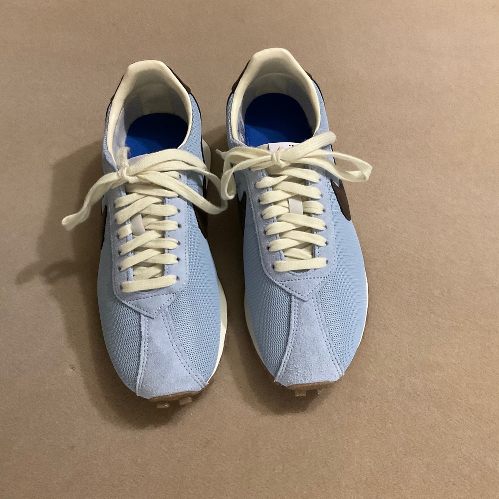 Nike D-1000 Sneakers